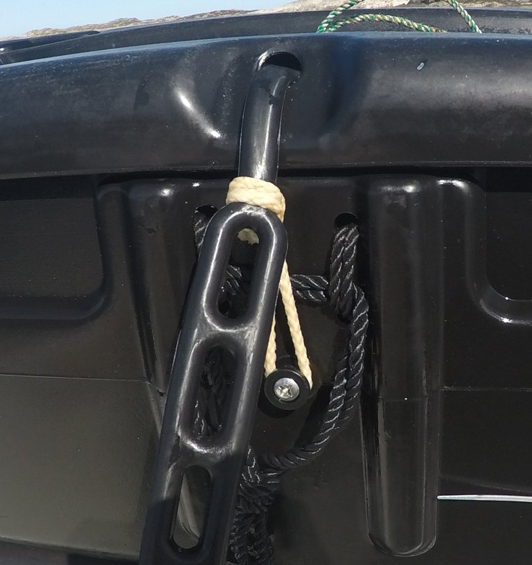 Plastkasseteine med hempeløsning. Foto: Langedal / Fiskeridirektoratet